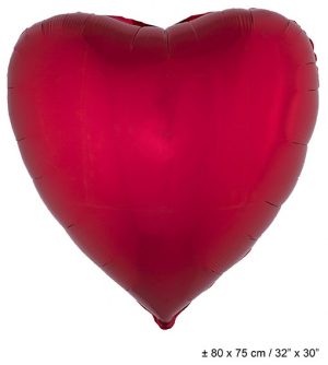 punaiset sydänilmapallot